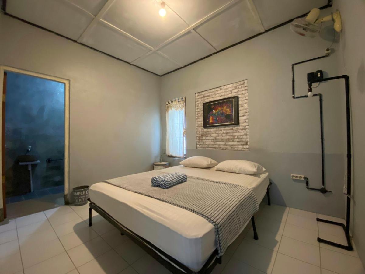 Reeneo Guesthouse Yogyakarta Dış mekan fotoğraf