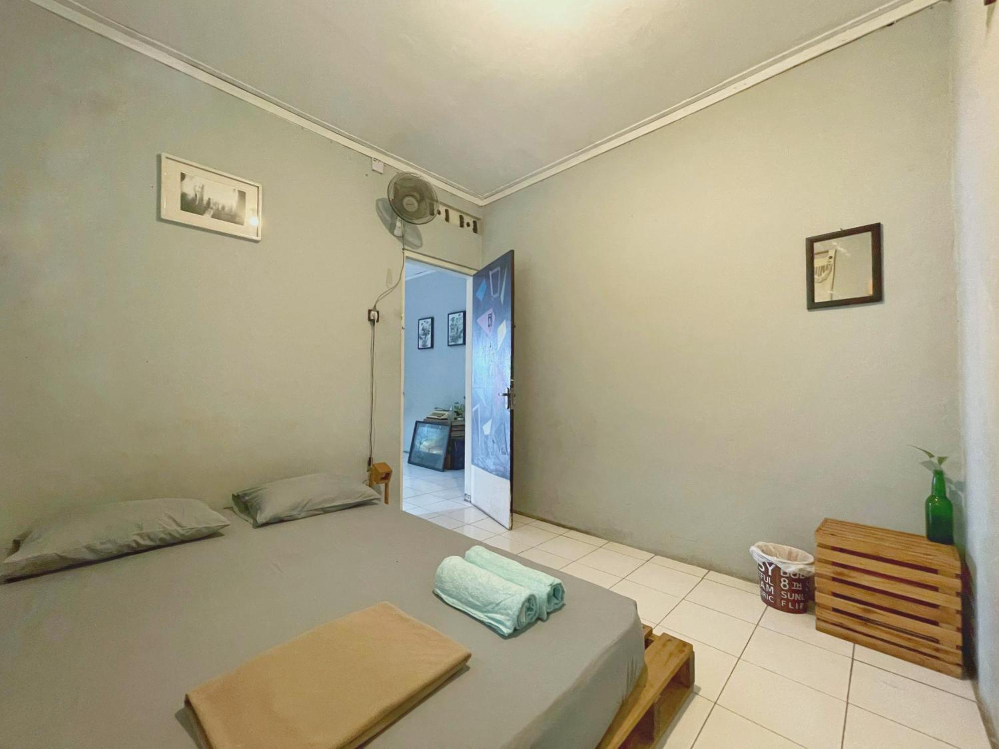 Reeneo Guesthouse Yogyakarta Dış mekan fotoğraf